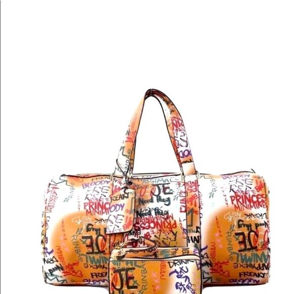Graffiti Print 2N1 Duffle Overnight Bag - Picture 4 of 8